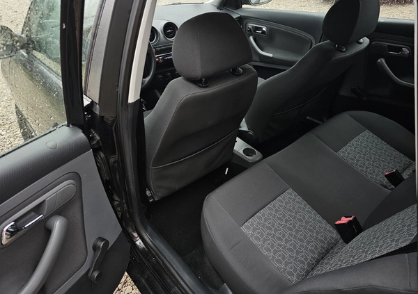 Seat Ibiza cena 10500 przebieg: 220000, rok produkcji 2007 z Żyrardów małe 67